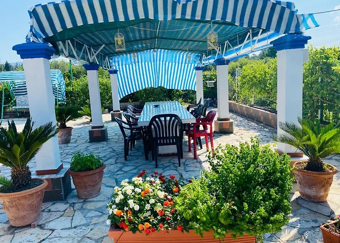 Facen 公寓 Gardeládes